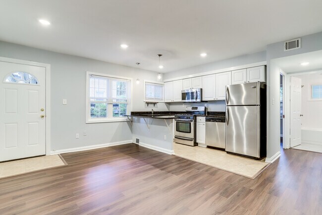 Foto del edificio - 1931 N Cameron St