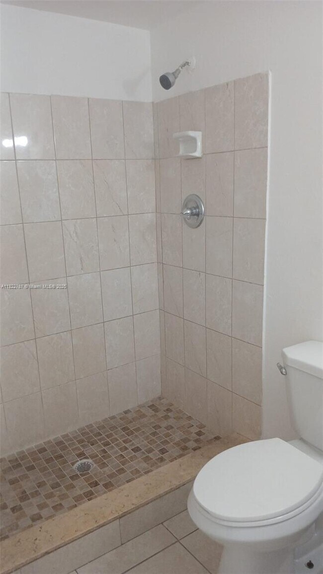 Foto del edificio - 3610 NW 21st St