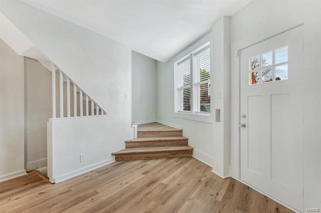 Foto del edificio - 7725 Ivory Ave