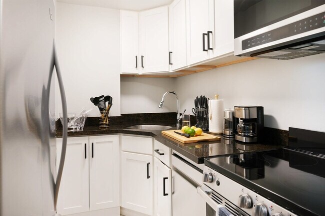 Foto del edificio - 240 W 73rd St