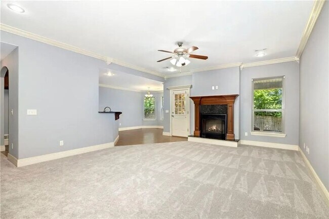 Foto del edificio - BEAUTIFUL HOME IN GREAT LOCATION!