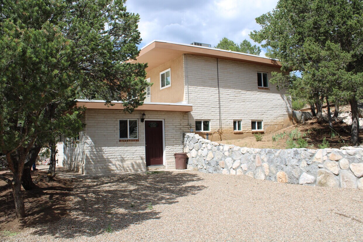 Foto principal - 6 Shasta Ct