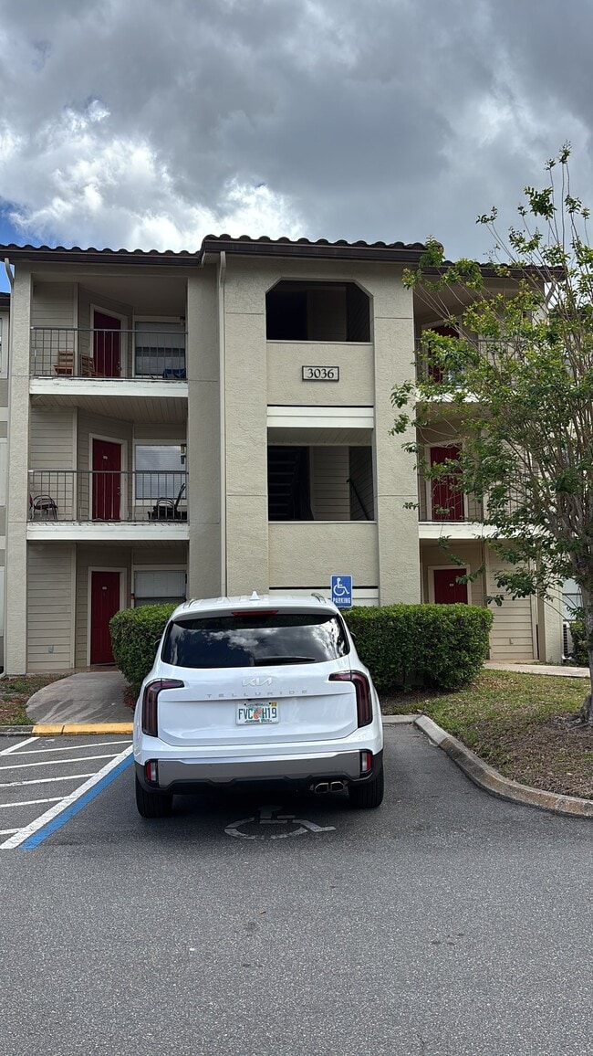 Building Photo - 3036 Parkway Blvd
