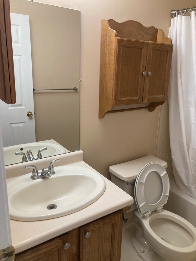 Foto del edificio - 27690 Harrison Woods Ln