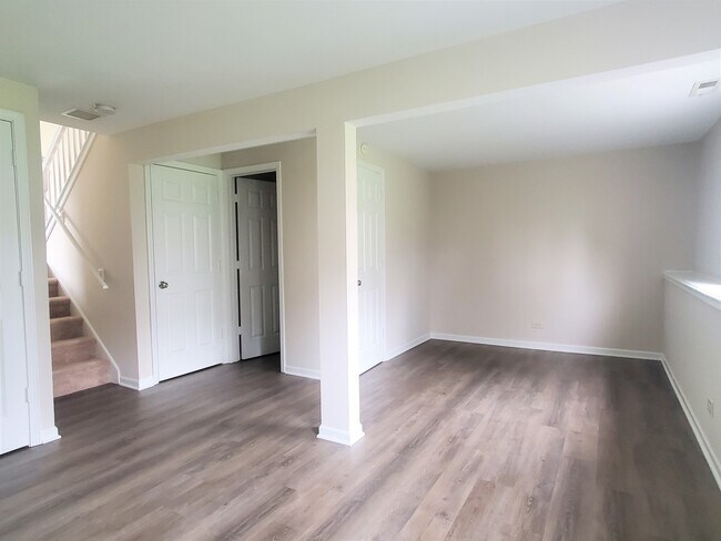 Foto del edificio - 811 Cambridge Pl