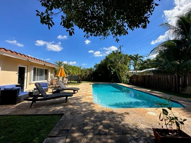 Foto principal - 2632 NE 30th St