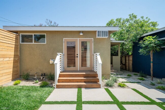 Foto del edificio - 2 br, 2 bath House - 2324 Alta Street