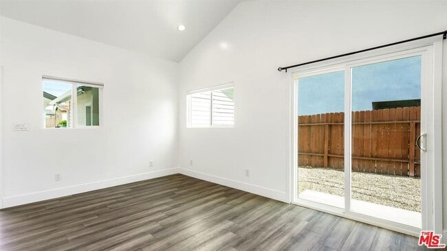 Building Photo - 16947 Dalton Ave