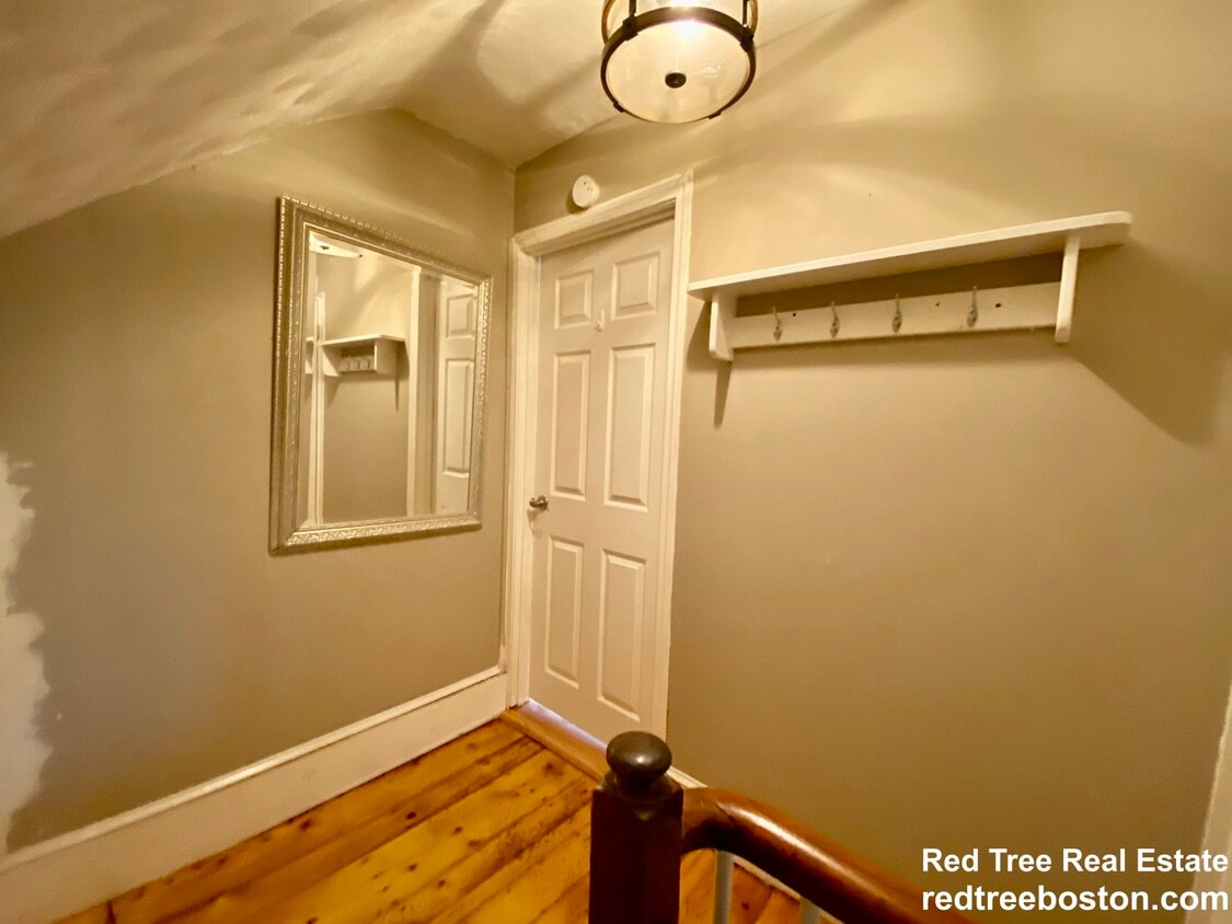 Photo - 335 Baker St (Boston, MA)