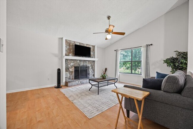 Foto del edificio - 6530 Thamesmead Ln