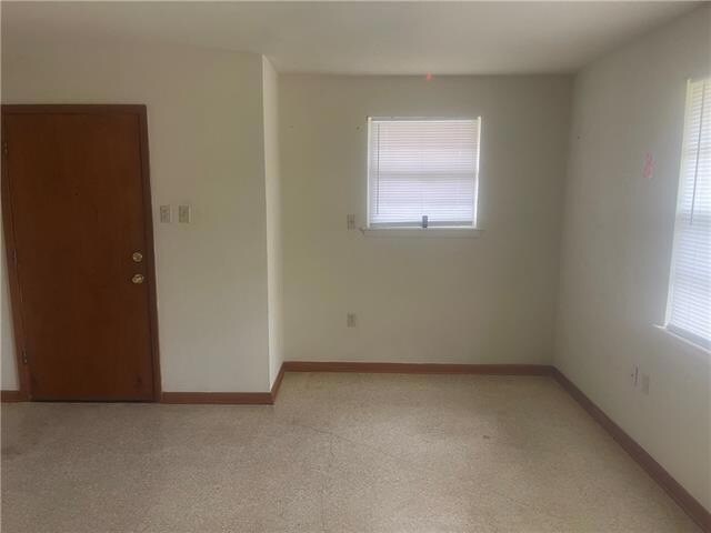 Building Photo - 1402 Behrman Ave