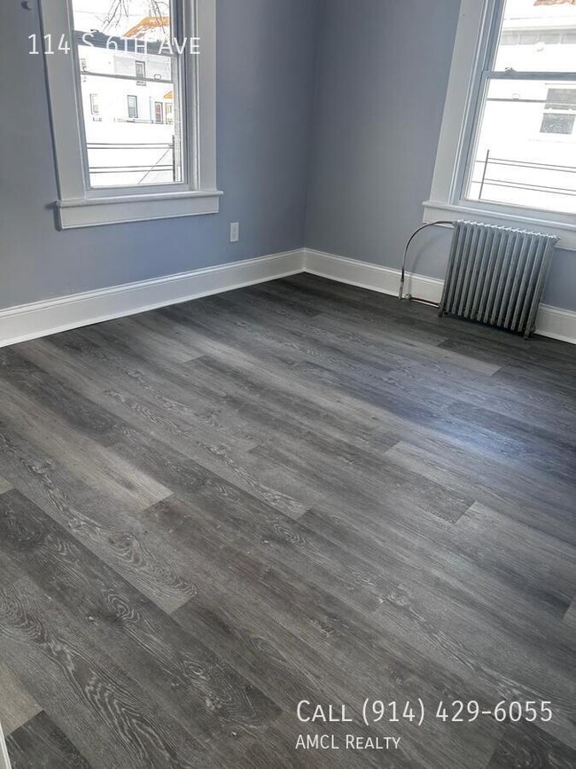 Photo - 114 S 6th Ave Apartment