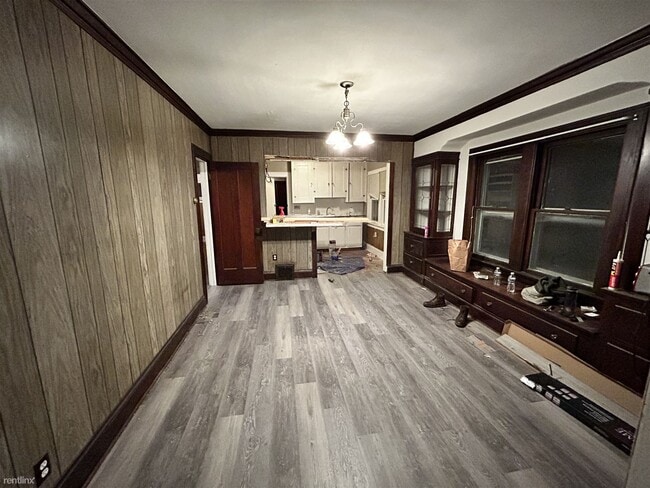 Building Photo - 2 br, 1 bath House - 3816 West 135th Stree...