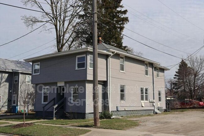 Building Photo - 605 Linwood Ave