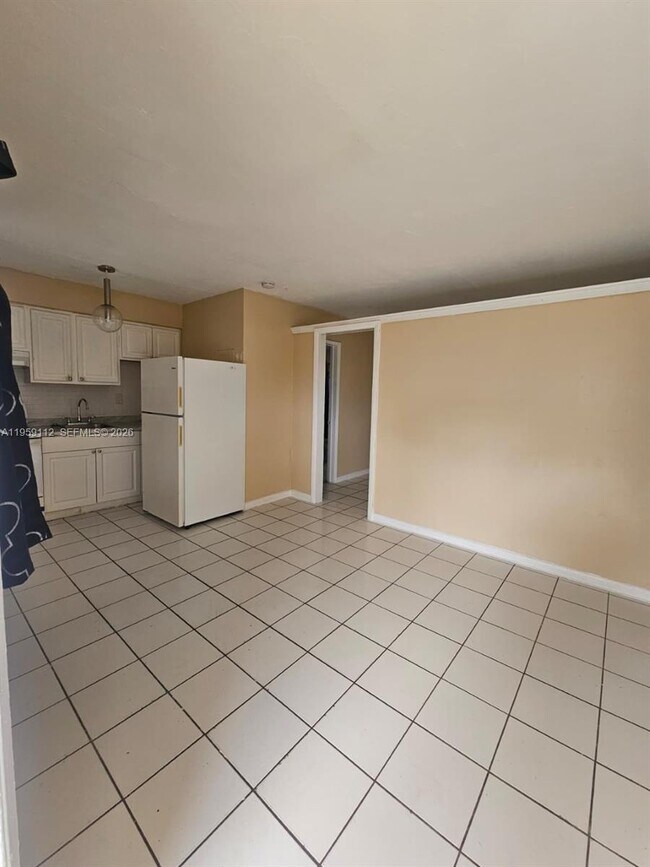 Foto del edificio - 1021 NE 17th Ave