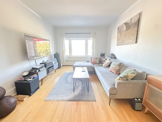 Photo - 520 Beacon St Apartment