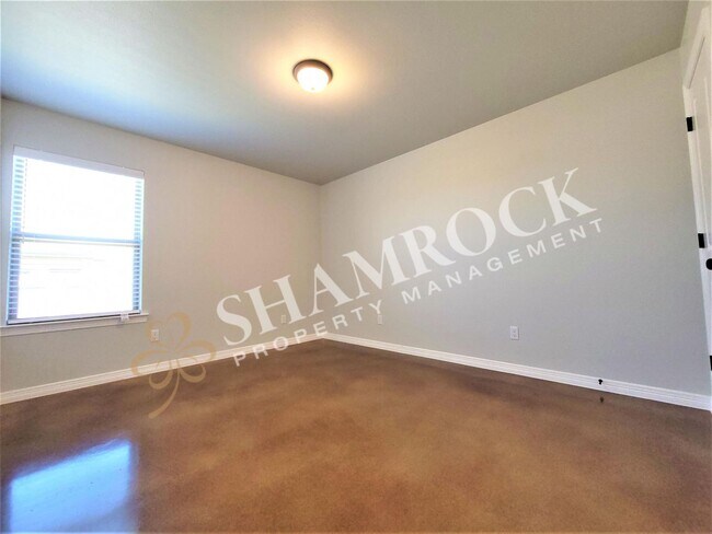 Building Photo - 3/2 Duplex in Troy ISD!