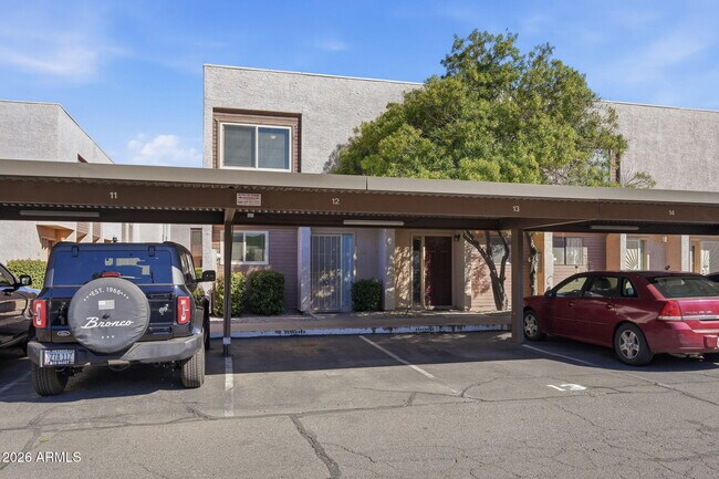 Foto del edificio - 834 W 14th St