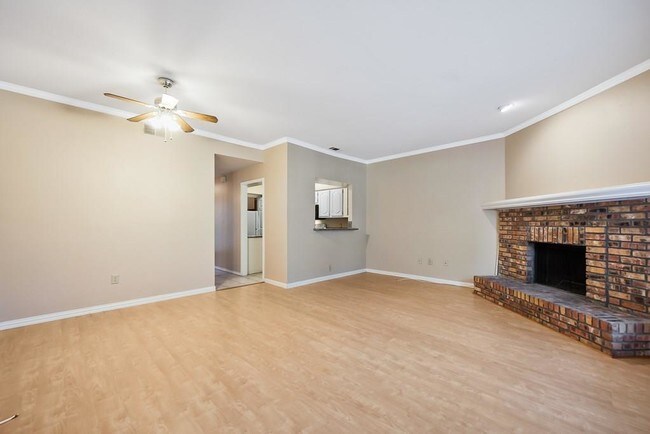 Foto del edificio - 2835 Keller Springs Rd