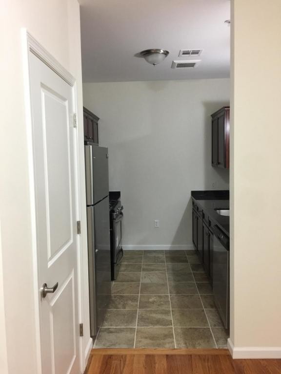 169 Central Ave Unit 403, Orange, NJ 07050 - Room for Rent in