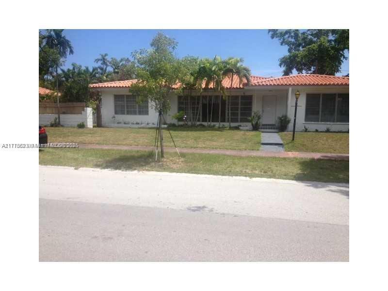 Foto principal - 1100 N Shore Dr