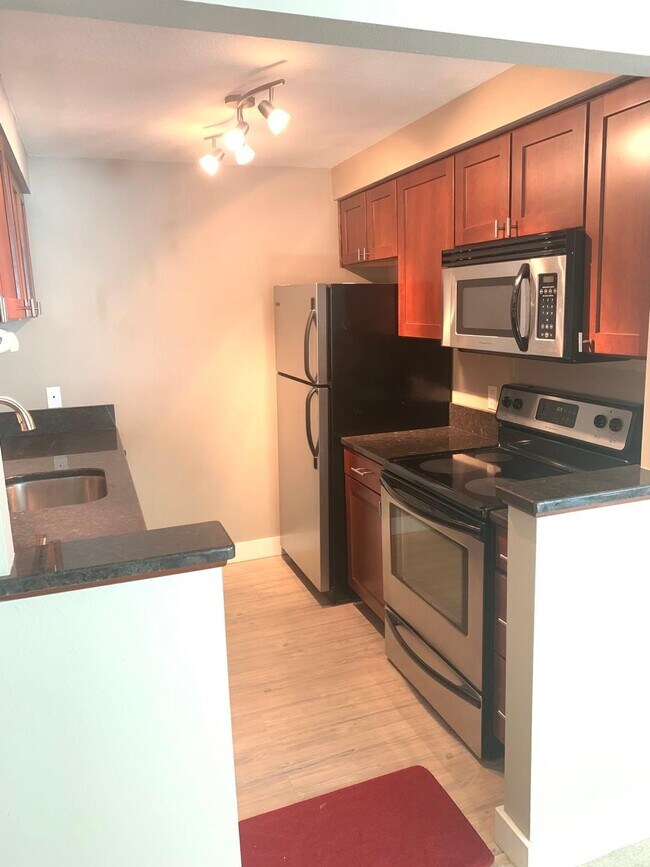 Foto del edificio - 15819 NE Leary Way