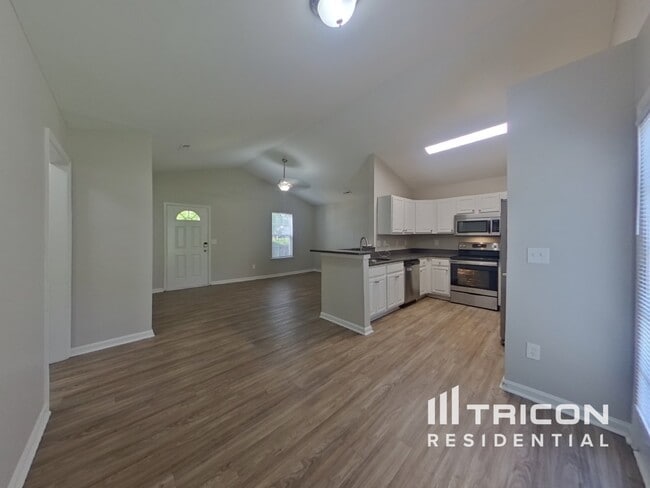Building Photo - 5434 Peachwood Dr