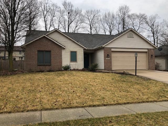 Foto principal - 9119 Whispering Woods Dr