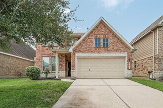 Building Photo - 23611 Plantation Pines Ln