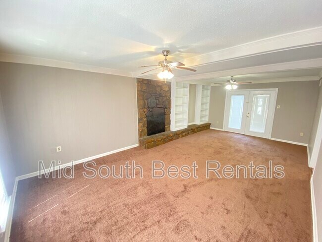Building Photo - 5566 Tylertown Ave
