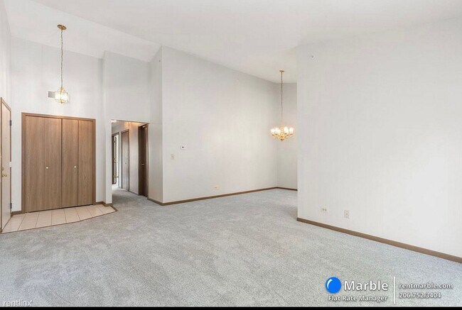 Foto del edificio - 2 br, 2 bath Townhome - 1408 W Crane St Un...