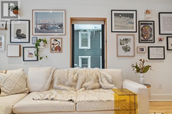 Building Photo - 205 Beech St