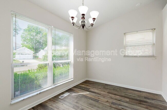 Building Photo - 4488 Bimini Dr