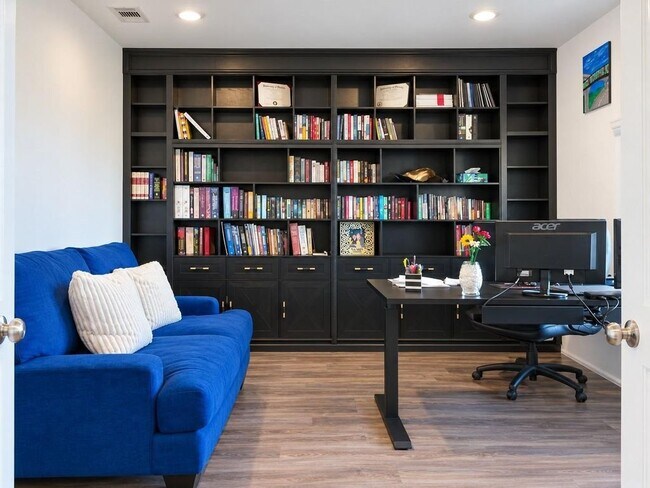 Foto del edificio - 2916 Eden Lk Ln