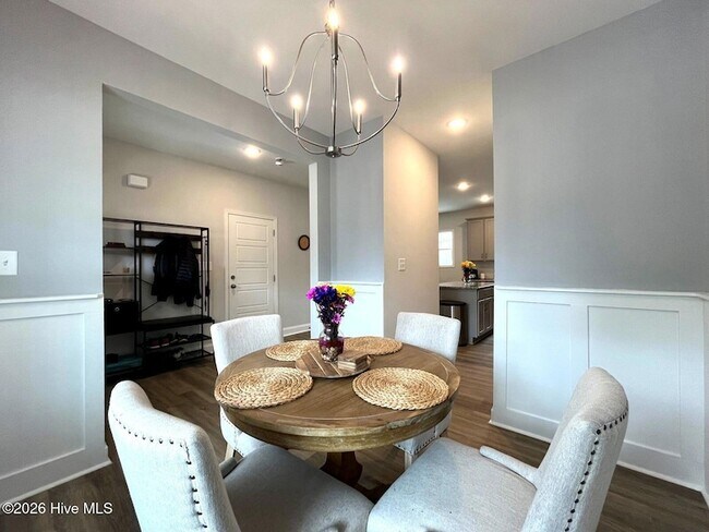 Foto del edificio - 280 Flying Bolt Dr