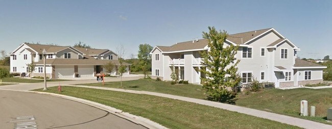 Foto del edificio - 450 Quiet Meadow Dr