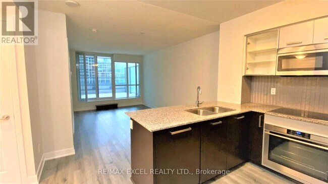 Photo du bâtiment - 5162 Yonge St