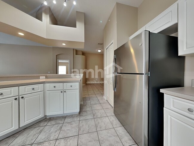 Foto del edificio - 9827 White Barn Way