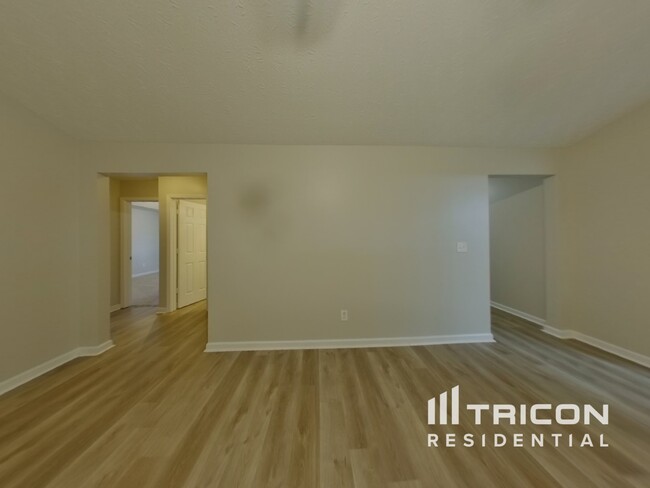 Foto del edificio - 304 Lacebark Ln