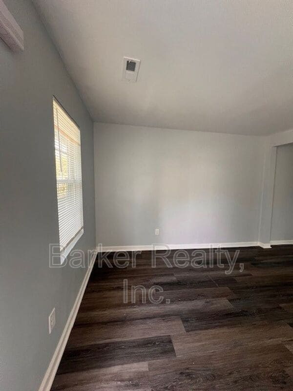 Foto del edificio - 1602-C Pender Street