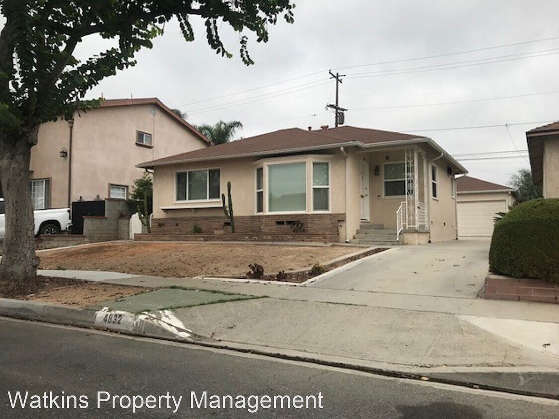Primary Photo - 2 br, 1 bath House - 4832 Dunrobin Ave