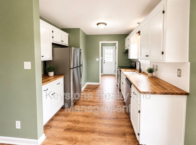 Foto del edificio - 1318 Chucker Dr
