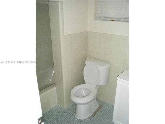 Foto del edificio - 107 Allen Rd