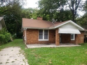Building Photo - 554 Josephine St