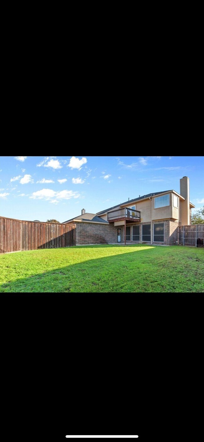 Foto del edificio - 7741 Tournament Rd