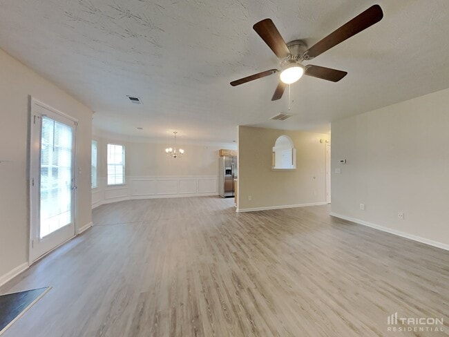 Building Photo - 11260 James Madison Dr