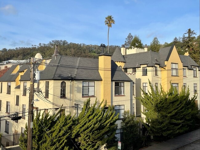 Building Photo - 2747 Haste Street