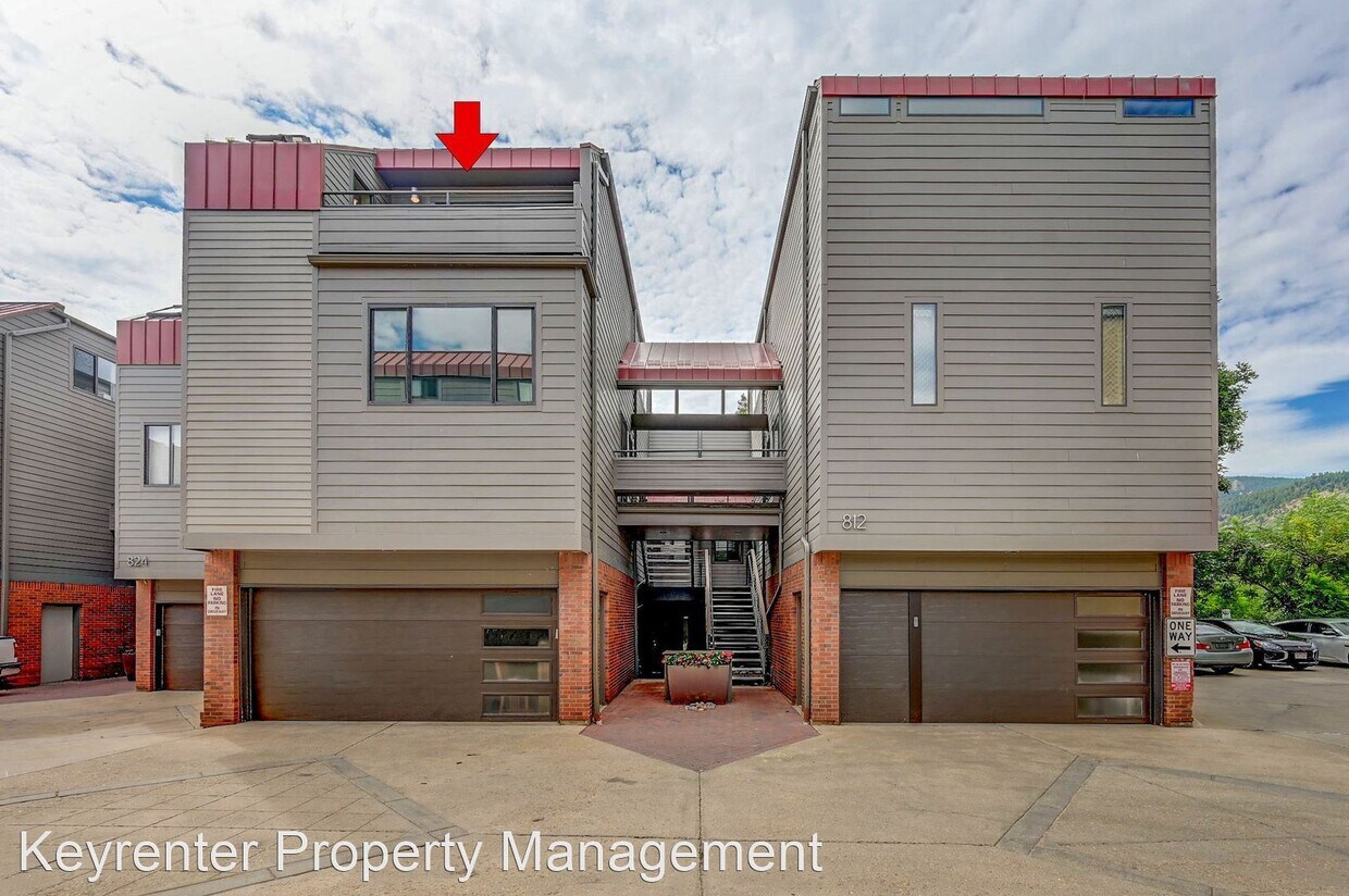 Primary Photo - 3 br, 3 bath House - 812 Walnut St Unit E