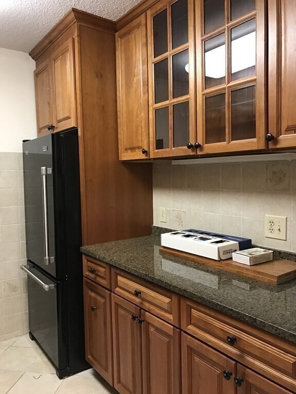 Foto del edificio - 33 Pond Ave