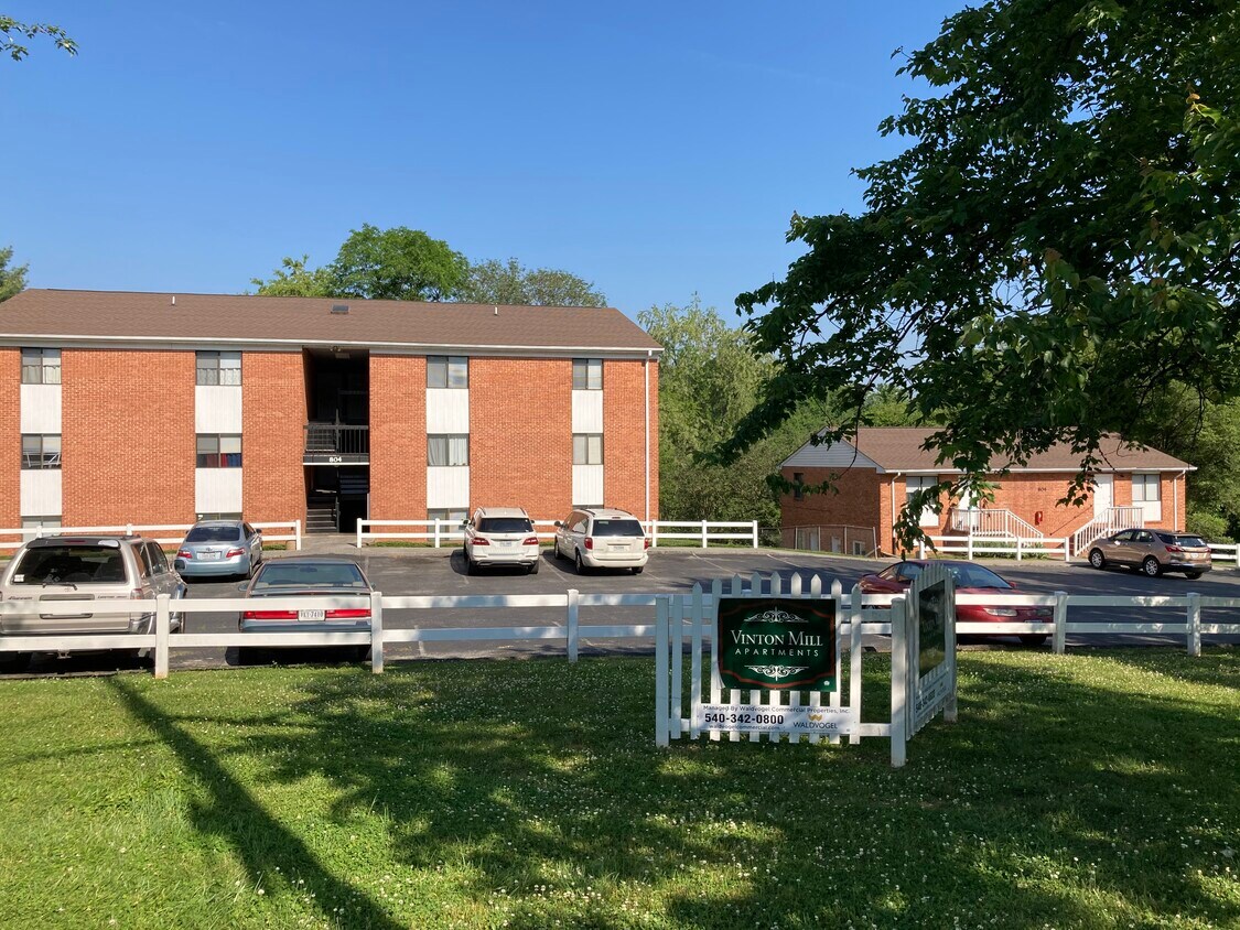 804 Old Vinton Mill Rd NE, Roanoke, VA 24012 Apartments Roanoke, VA